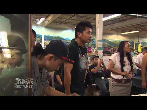 3HMONGTV NEWS: Houa Production gives away school supplies to families at Hmong Village.